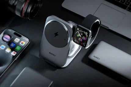 Omnia Multi-Device Charging
